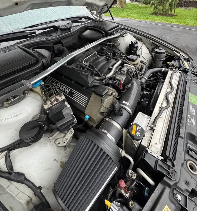 2000 BMW E39 540i - Image 9 of 13