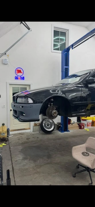 2000 BMW E39 540i - Image 11 of 13
