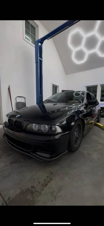 2000 BMW E39 540i - Image 12 of 13
