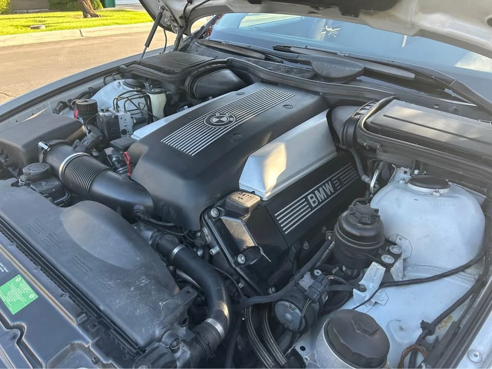 2000 BMW E39 540i - Image 6 of 9