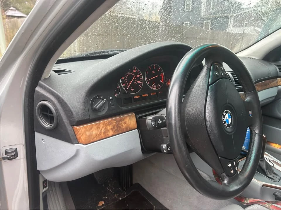 2000 BMW E39 540i - Image 5 of 8