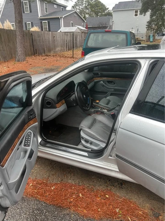 2000 BMW E39 540i - Image 7 of 8