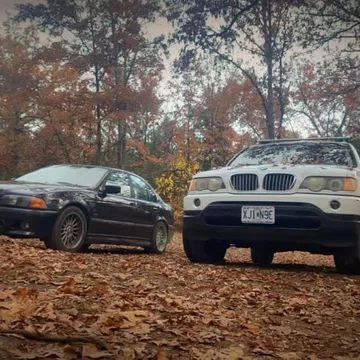 2000 BMW 5 Series 540i Sedan 4D