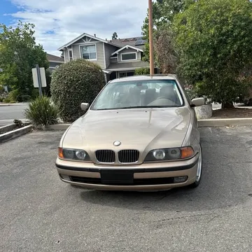 2000 BMW 5 Series 540i Sedan 4D