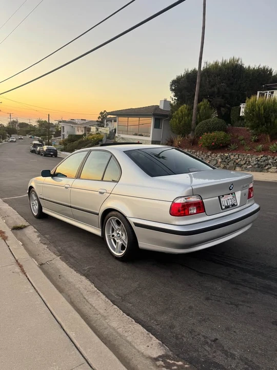 2000 BMW E39 540i - Image 9 of 9