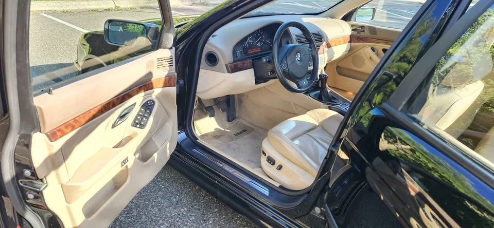 2000 BMW E39 540i - Image 9 of 18