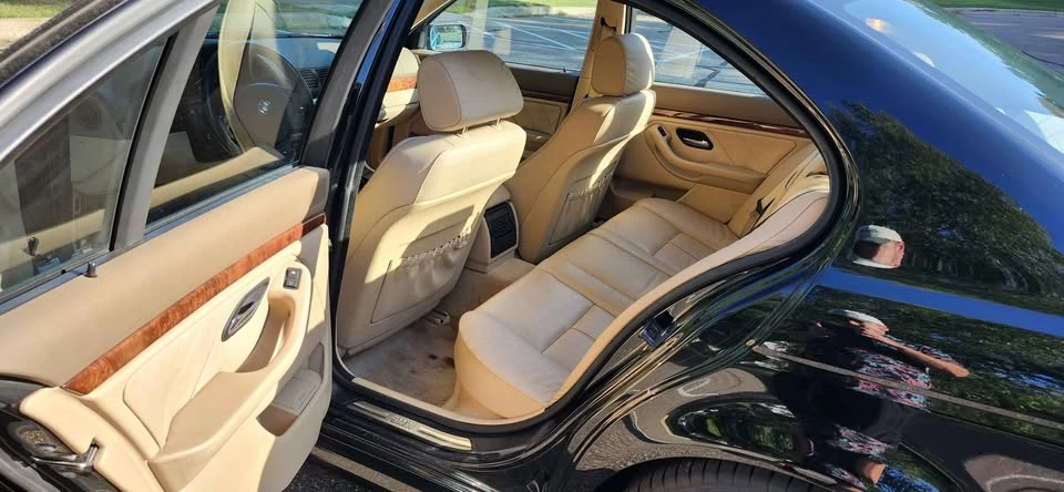 2000 BMW E39 540i - Image 10 of 18