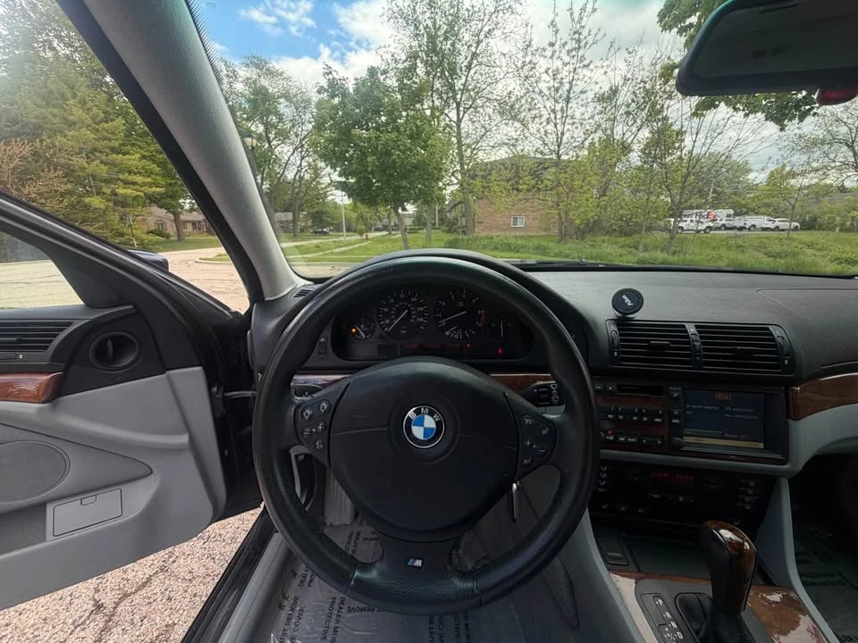 2000 BMW E39 540i - Image 13 of 20