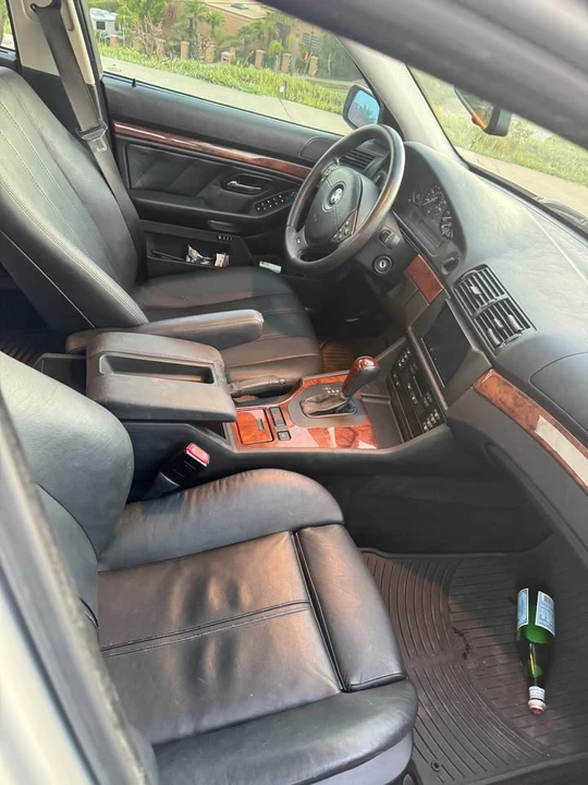 2000 BMW E39 540i - Image 5 of 9
