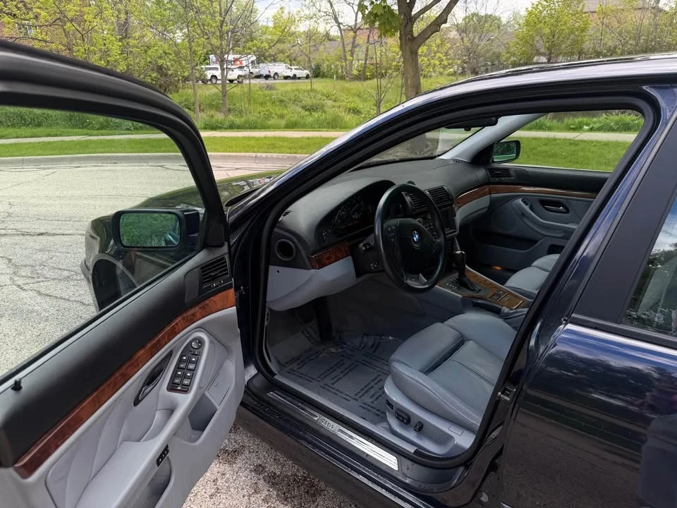 2000 BMW E39 540i - Image 9 of 20