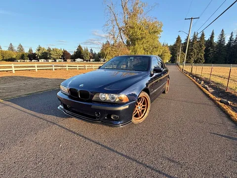 2000 BMW 5 Series 540i Sedan 4D