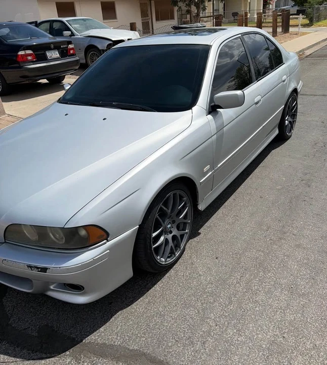 2000 BMW E39 540i - Image 3 of 6