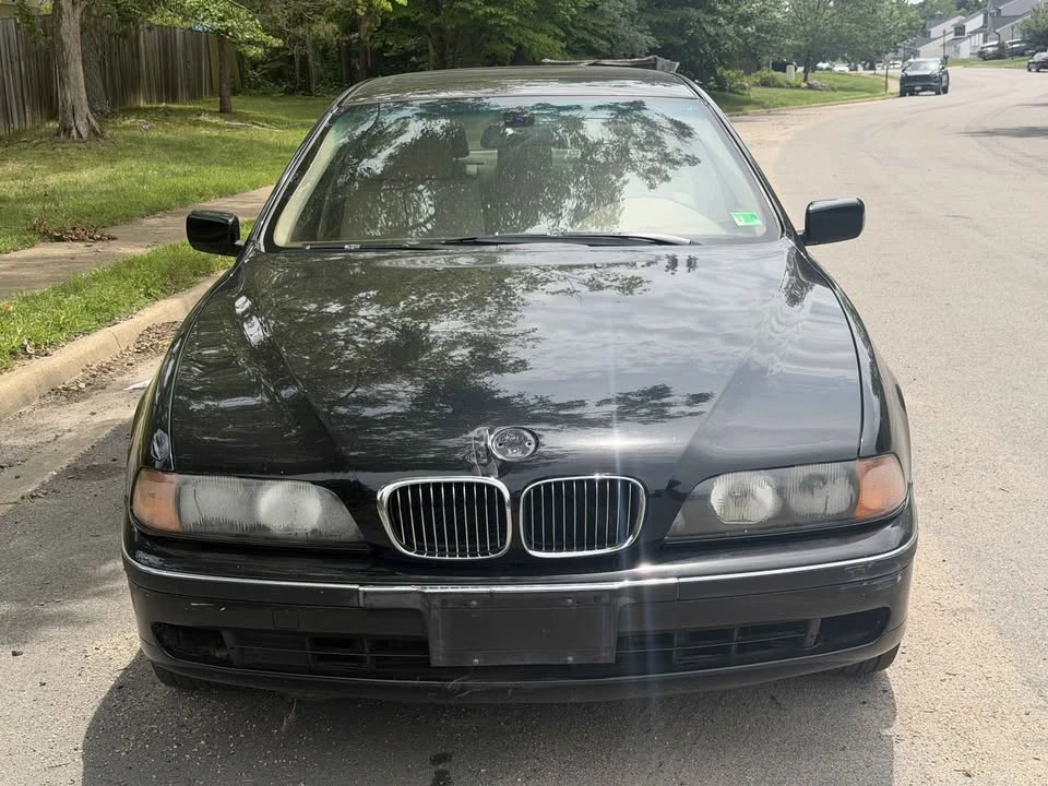 2000 BMW E39 540i - Image 2 of 13