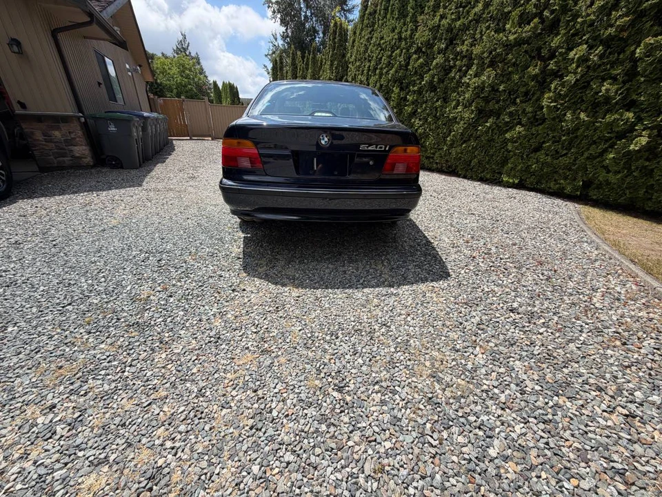 2000 BMW E39 540i - Image 16 of 24