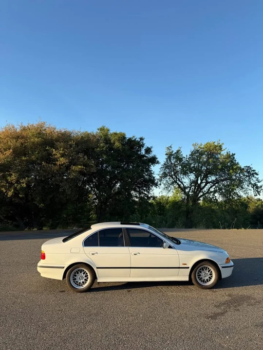 2000 BMW E39 5 Series - Image 7 of 18