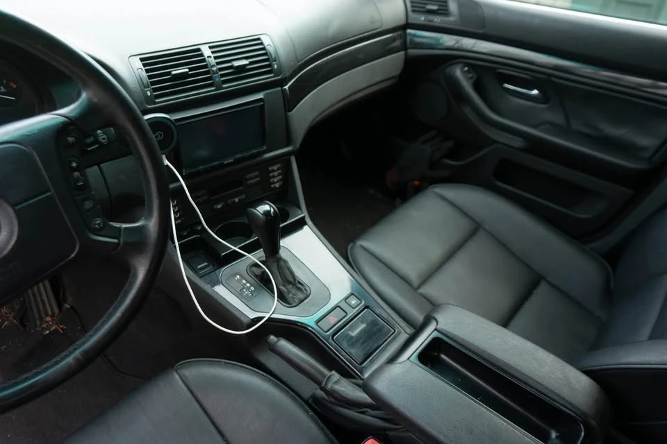 2000 BMW E39 5 Series - Image 17 of 18