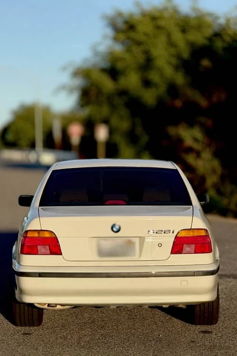 2000 BMW E39 5 Series - Image 3 of 9