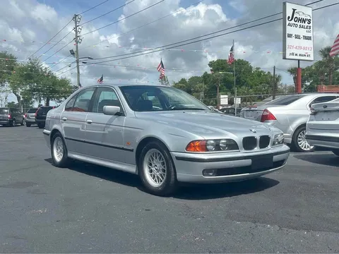 2000 BMW 5 Series 528i Sedan