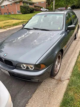 2000 BMW 5 Series 528i Sedan