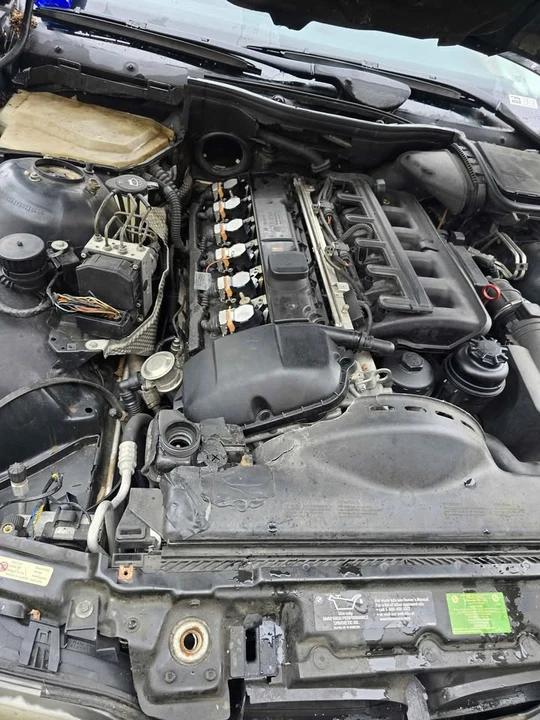 2000 BMW E39 5 Series - Image 2 of 3