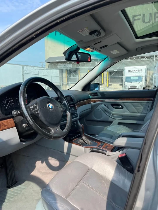 2000 BMW E39 540i - Image 9 of 11
