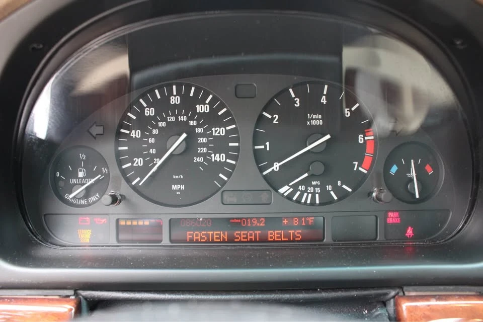 2000 BMW E39 540i - Image 8 of 12