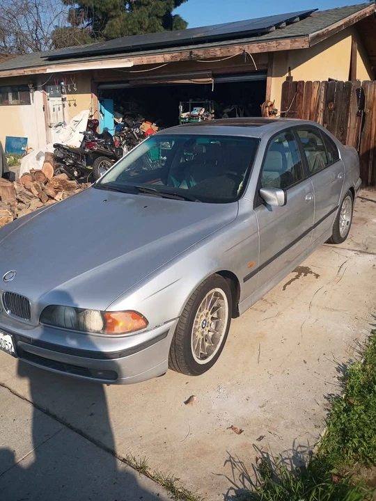 2000 BMW E39 540i - Image 4 of 10
