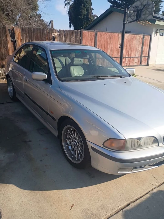 2000 BMW E39 540i - Image 3 of 10