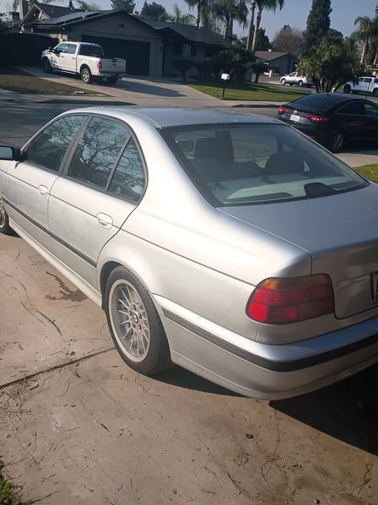 2000 BMW E39 540i - Image 5 of 10