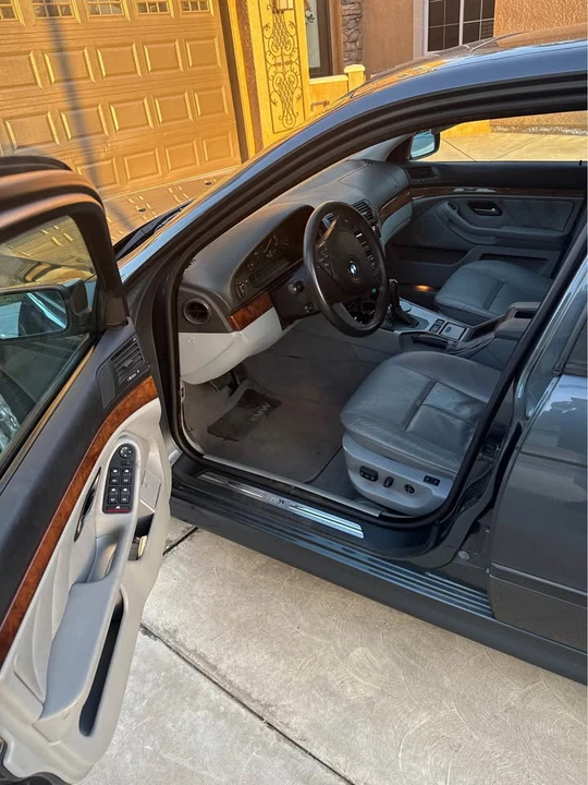 2000 BMW E39 540i - Image 7 of 11