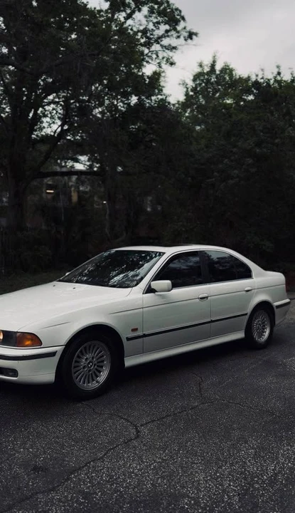 2000 BMW E39 540i - Image 4 of 10