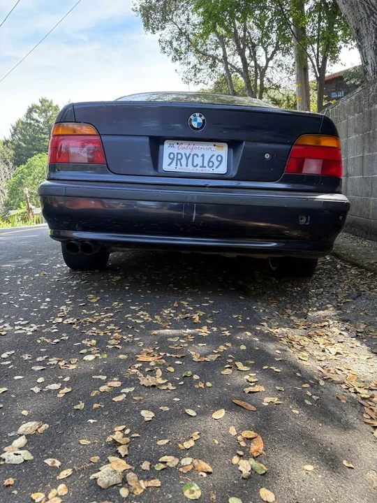 2000 BMW E39 540i - Image 3 of 3