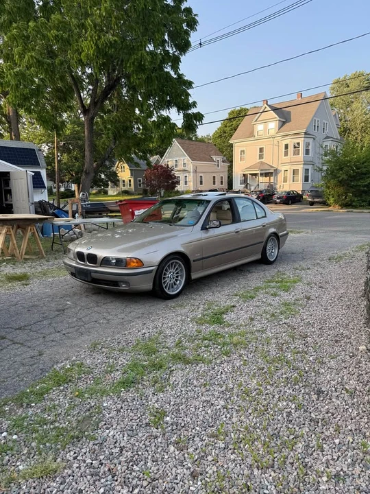 2000 BMW E39 540i - Image 16 of 17