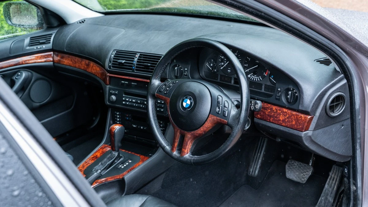 2000 BMW E39 5 Series - Image 15 of 30