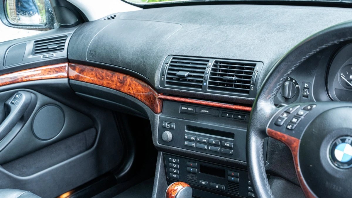 2000 BMW E39 5 Series - Image 20 of 30