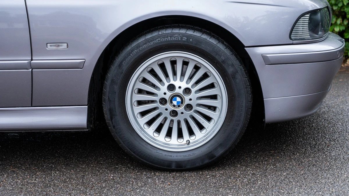 2000 BMW E39 5 Series - Image 12 of 30