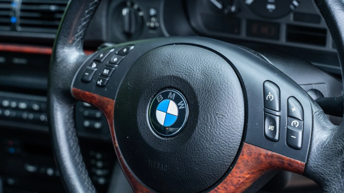 2000 BMW E39 5 Series - Image 18 of 30
