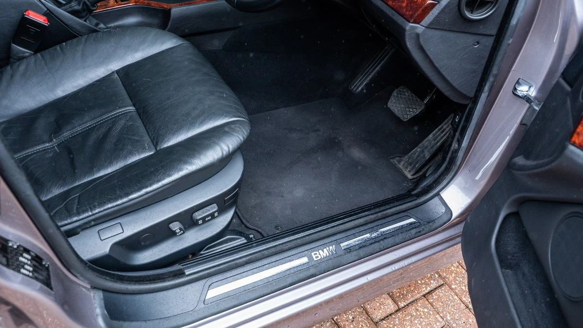 2000 BMW E39 5 Series - Image 21 of 30