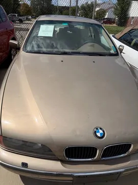 2000 BMW 528i