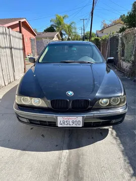 2000 BMW 528i