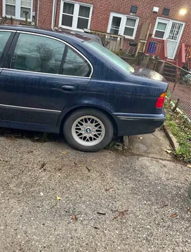2000 BMW 528i
