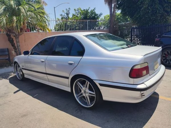 2000 BMW E39 5 Series - Image 2 of 5