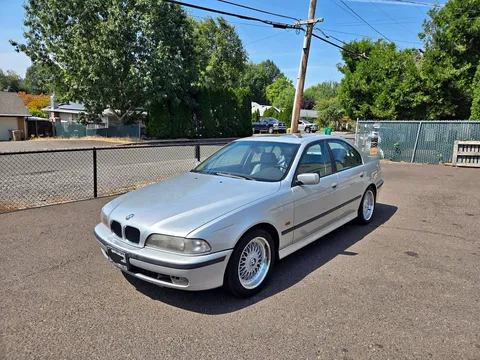 2000 BMW 528i