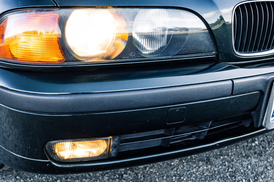 2000 BMW E39 5 Series - Image 30 of 31