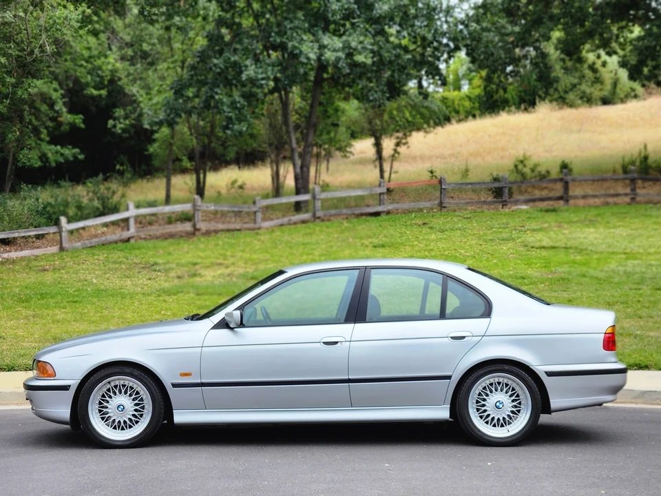 2000 BMW E39 5 Series - Image 10 of 31