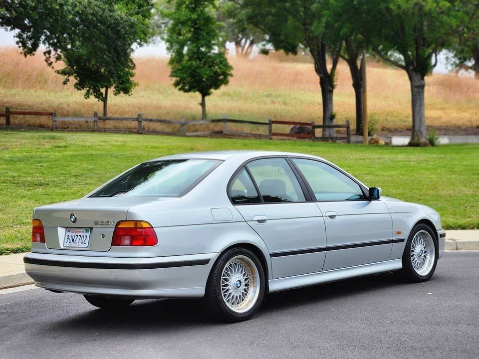 2000 BMW E39 5 Series - Image 24 of 31