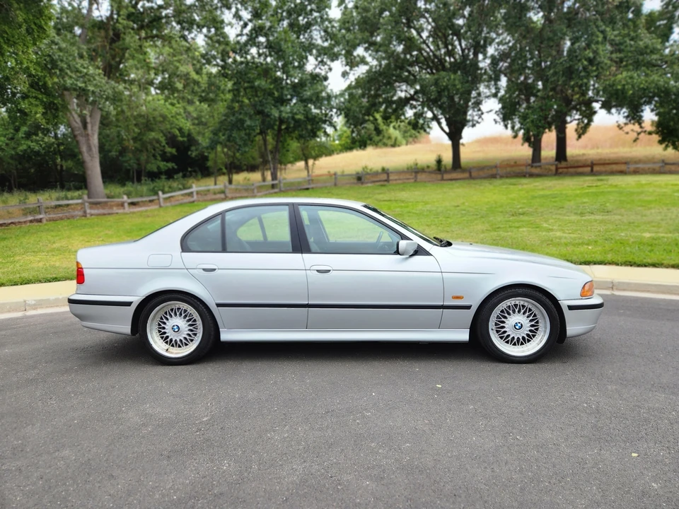 2000 BMW E39 5 Series - Image 28 of 31