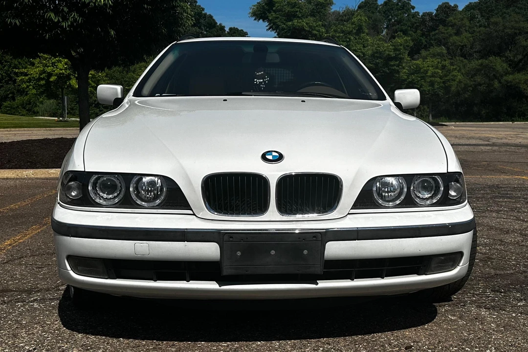 2000 BMW E39 5 Series - Image 2 of 31