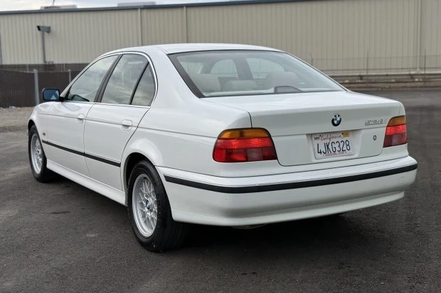2000 BMW E39 5 Series - Image 2 of 8