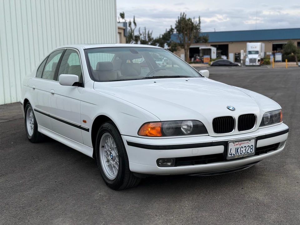 2000 BMW E39 5 Series - Image 10 of 31